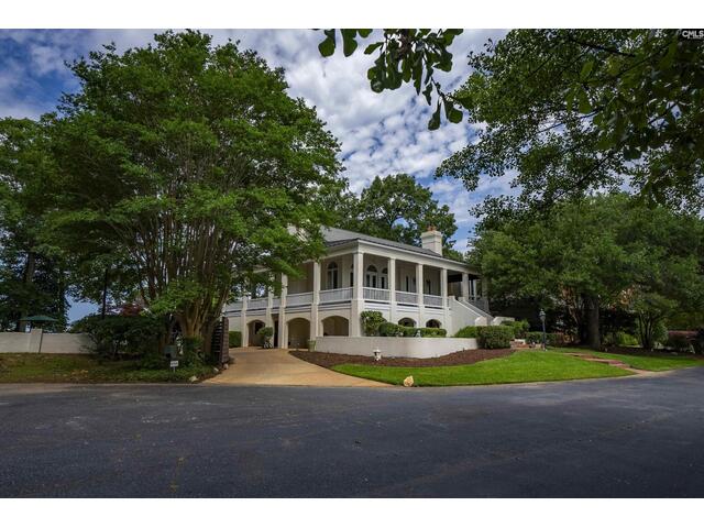 Photo of 318 Lands End Drive Photo of 318 Lands End Drive