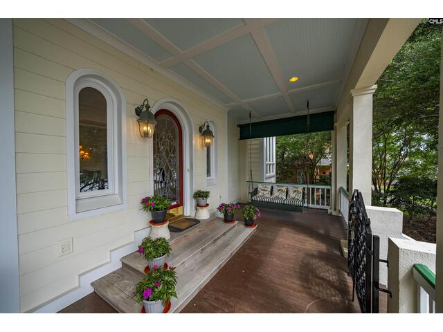 Photo of 318 Lands End Drive Photo of 318 Lands End Drive