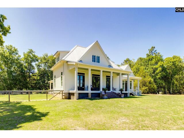 Photo of 100 Horse Pasture Road
