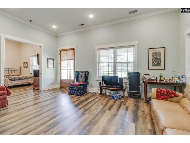 Photo of 100 Horse Pasture Road