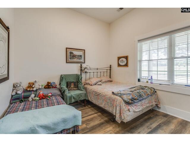 Photo of 100 Horse Pasture Road