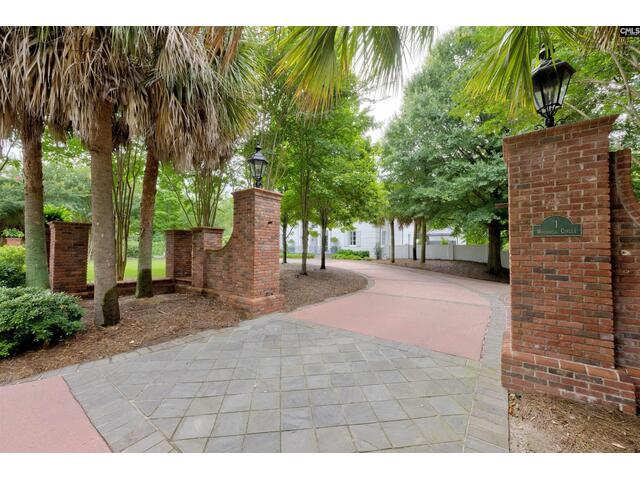 Photo of 1 Woodhill Circle Photo of 1 Woodhill Circle