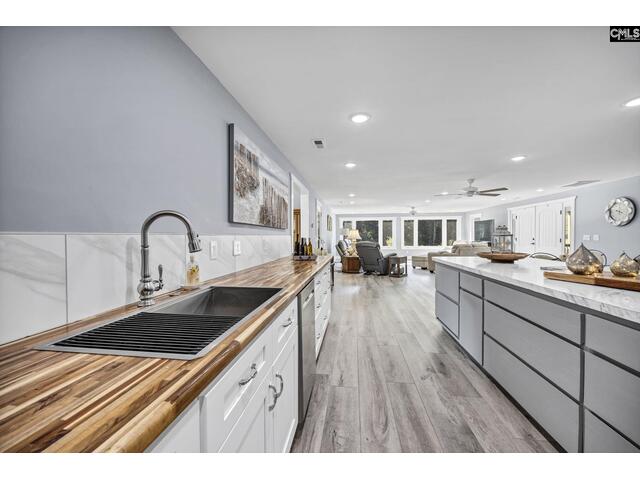 Photo of 187 Peach Tree Street