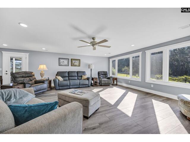 Photo of 187 Peach Tree Street