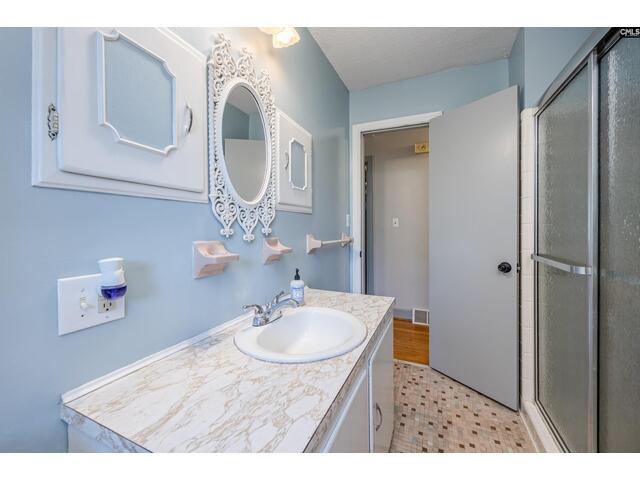 Photo of 7808 Pinelake Road