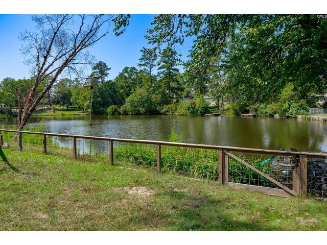 Photo of 7808 Pinelake Road