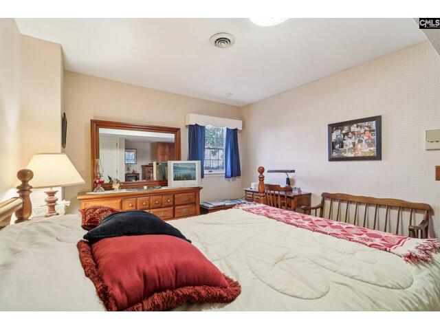 Photo of 1711 Kennerly Road Photo of 1711 Kennerly Road