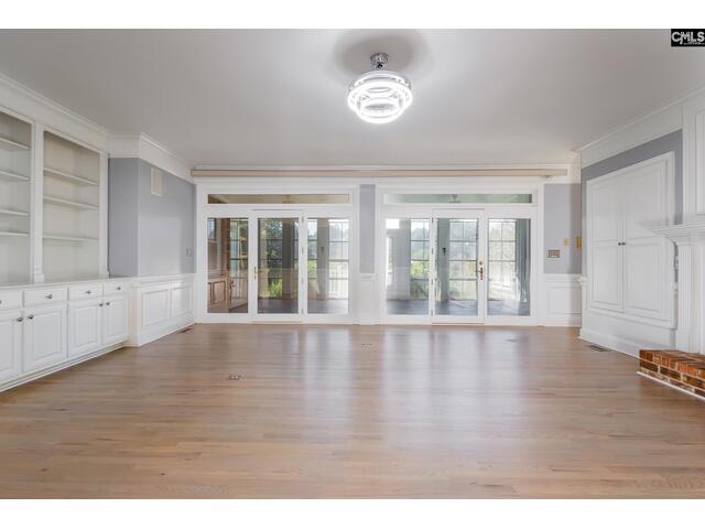Photo of 307 E Springs Road Photo of 307 E Springs Road