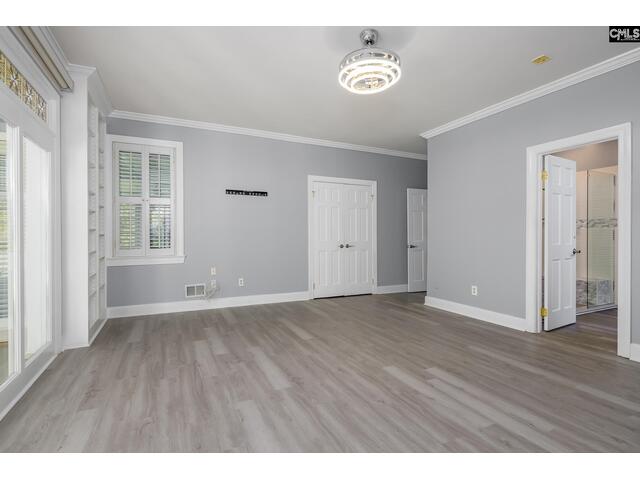 Photo of 307 E Springs Road Photo of 307 E Springs Road
