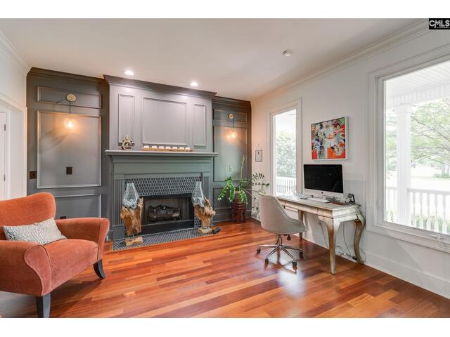 Photo of 586 Farnum Road Photo of 586 Farnum Road