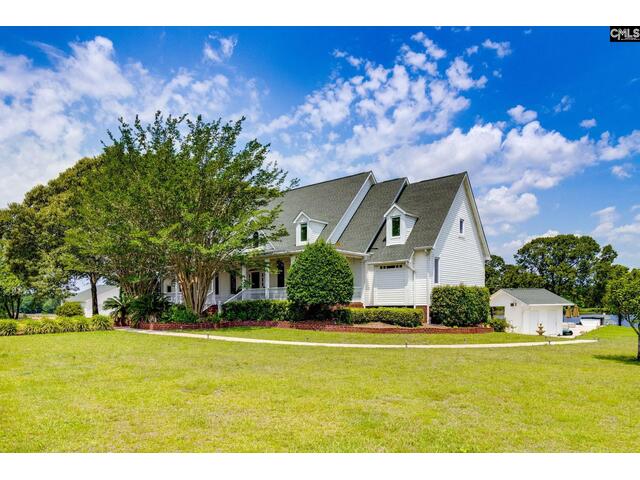 Photo of 586 Farnum Road Photo of 586 Farnum Road