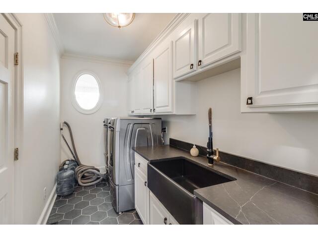 Photo of 586 Farnum Road Photo of 586 Farnum Road