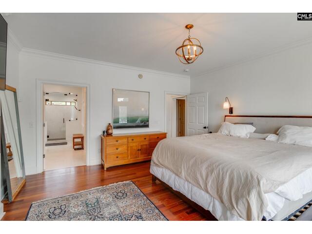 Photo of 586 Farnum Road Photo of 586 Farnum Road