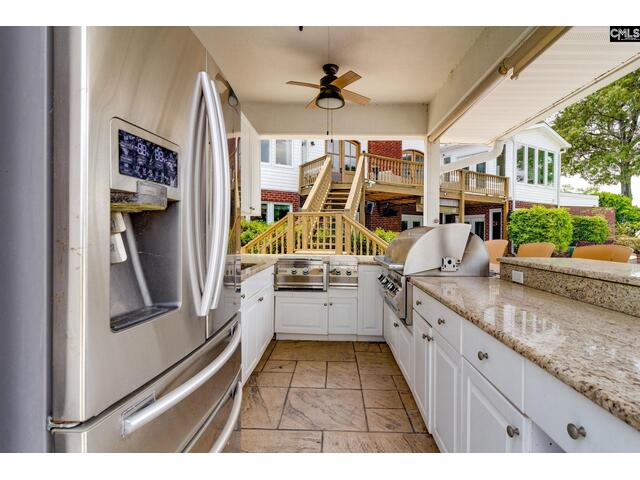 Photo of 586 Farnum Road Photo of 586 Farnum Road