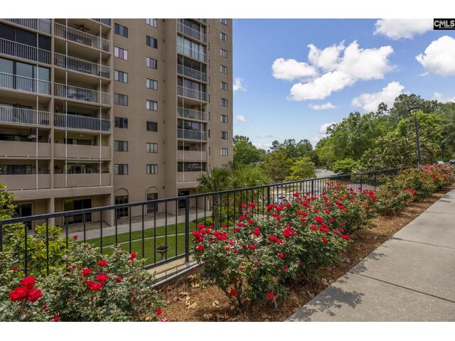 Photo of 1825 Saint Julian Place