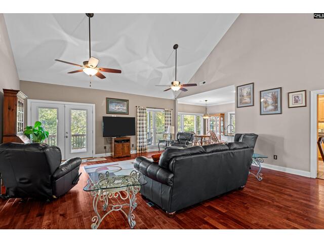 Photo of 2210 Lake Road