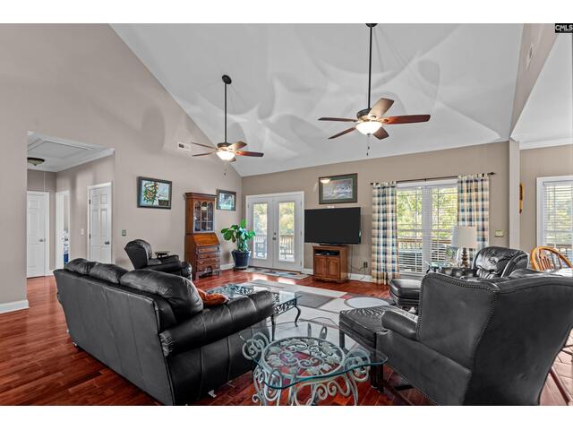 Photo of 2210 Lake Road