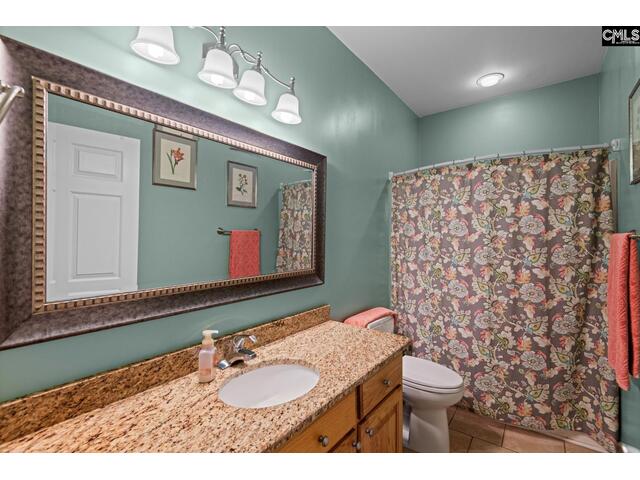 Photo of 2210 Lake Road