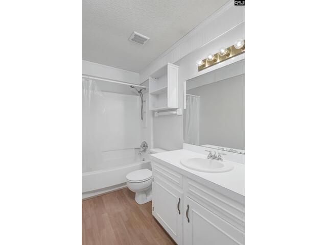 Photo of 321 Bagford Court Photo of 321 Bagford Court