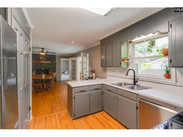 Photo of 1302 Sunnyhill Drive Photo of 1302 Sunnyhill Drive