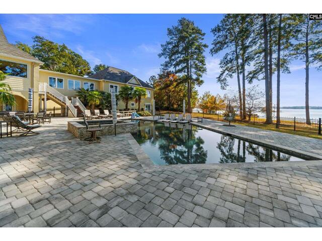 Photo of 512 Stucks Point Drive