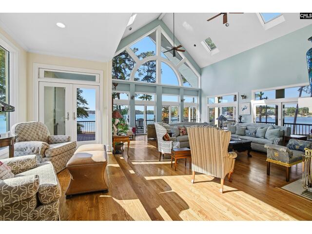 Photo of 512 Stucks Point Drive