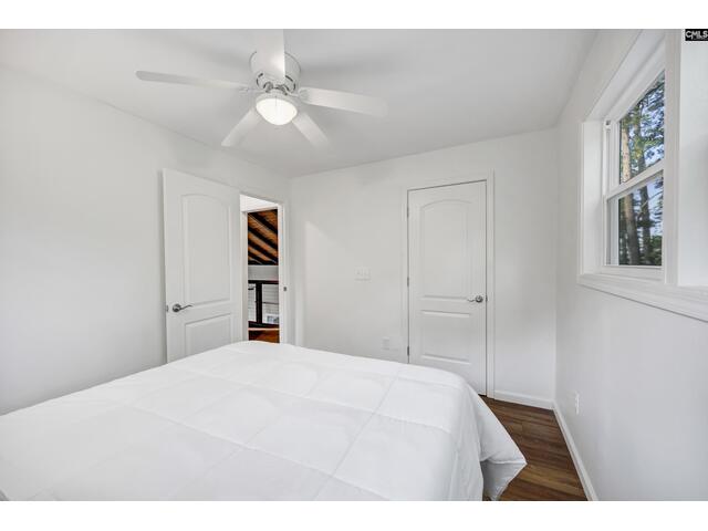 Photo of 2105 Lakeshore Road