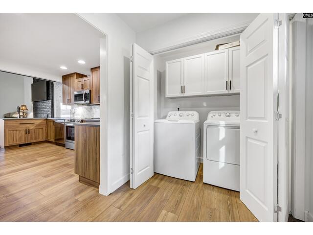 Photo of 2105 Lakeshore Road
