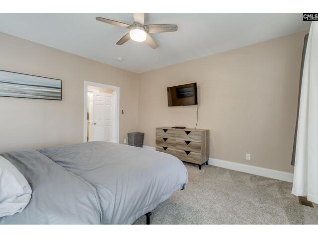 Photo of 863 Woodside Drive