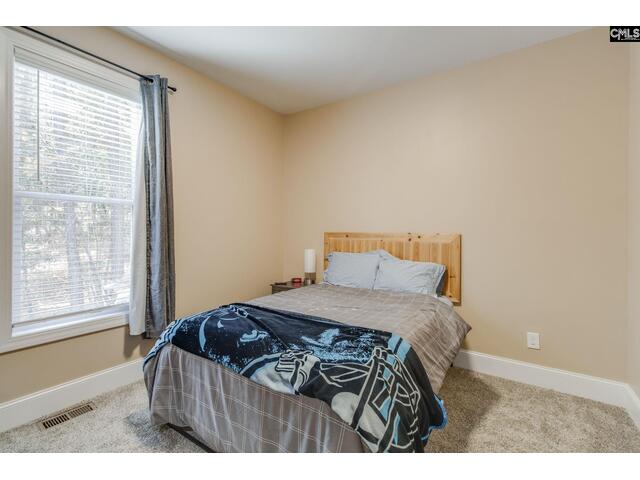 Photo of 863 Woodside Drive