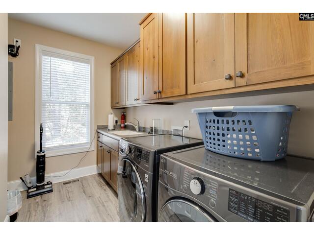 Photo of 863 Woodside Drive