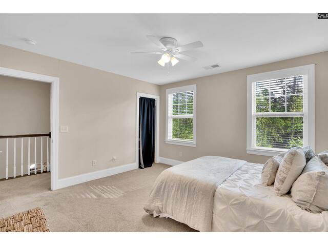 Photo of 1152 University Parkway Photo of 1152 University Parkway