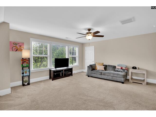 Photo of 1152 University Parkway Photo of 1152 University Parkway