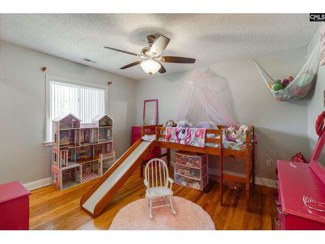 Photo of 1037 Ridgeview Circle