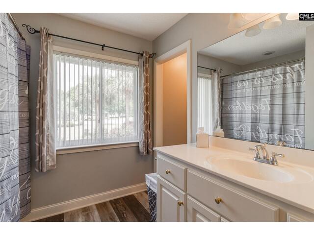 Photo of 1037 Ridgeview Circle