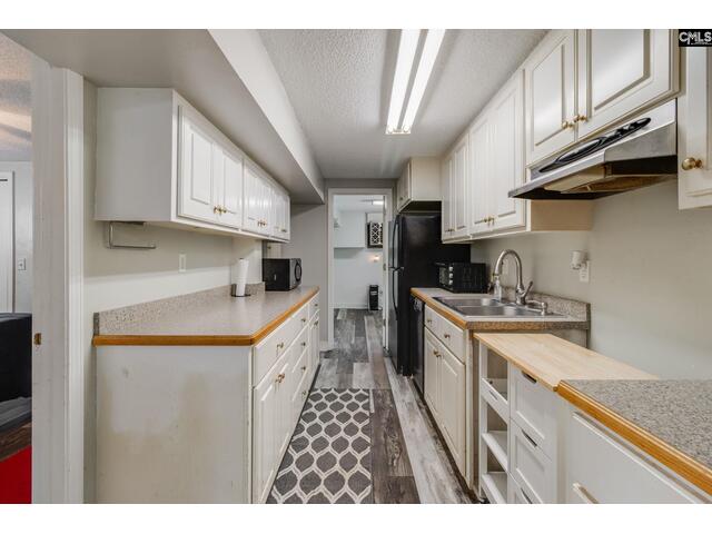 Photo of 1037 Ridgeview Circle