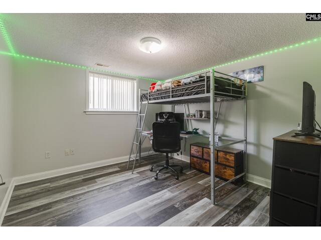 Photo of 1037 Ridgeview Circle