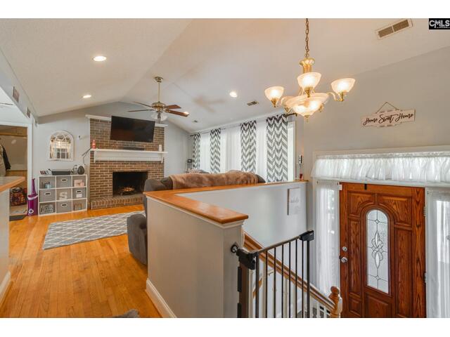 Photo of 1037 Ridgeview Circle