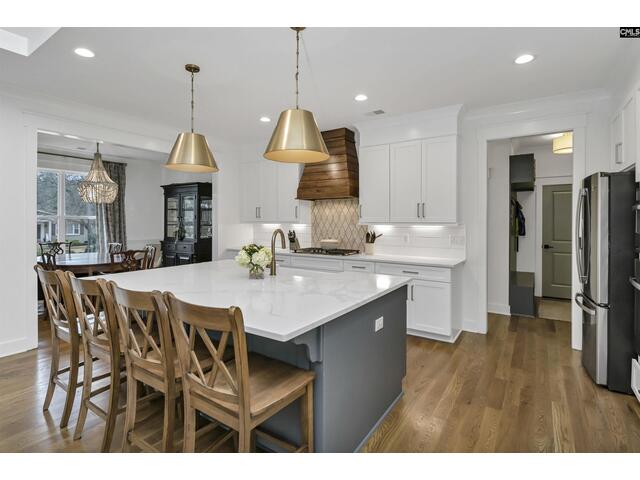 Photo of 813 Burwell Lane