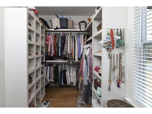 Photo of 813 Burwell Lane