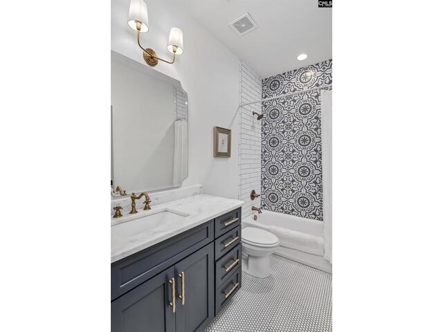 Photo of 813 Burwell Lane