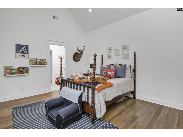 Photo of 813 Burwell Lane