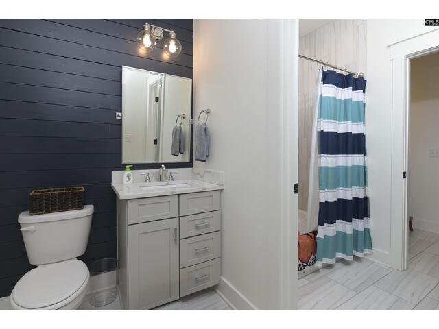 Photo of 813 Burwell Lane