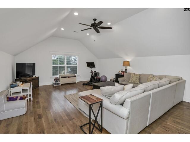 Photo of 813 Burwell Lane