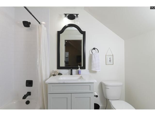 Photo of 813 Burwell Lane