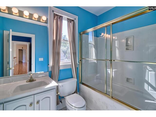 Photo of 120 Cowdray Park Photo of 120 Cowdray Park