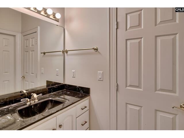 Photo of 120 Cowdray Park Photo of 120 Cowdray Park