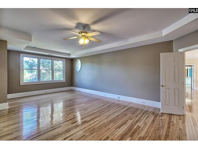 Photo of 120 Cowdray Park Photo of 120 Cowdray Park