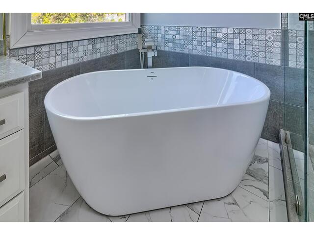 Photo of 120 Cowdray Park Photo of 120 Cowdray Park