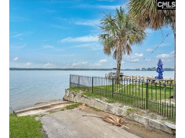 Photo of 507 Chalet Road